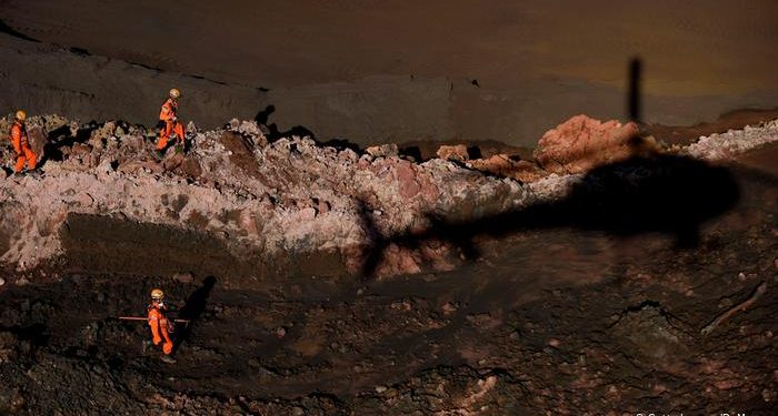 লোহার আকরিকের সন্ধান মিলেছে দিনাজপুরে