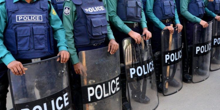 চুরি, খুন, ধর্ষণ, নির্যাতন, অপহরণ সবই এখন করছে পুলিশ